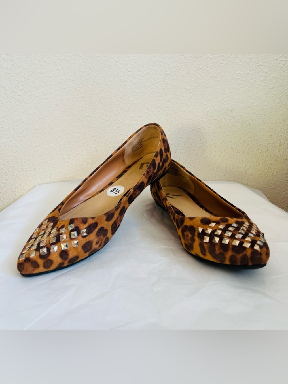 Leopard Print Studded Women's Ballet Flats - Brown